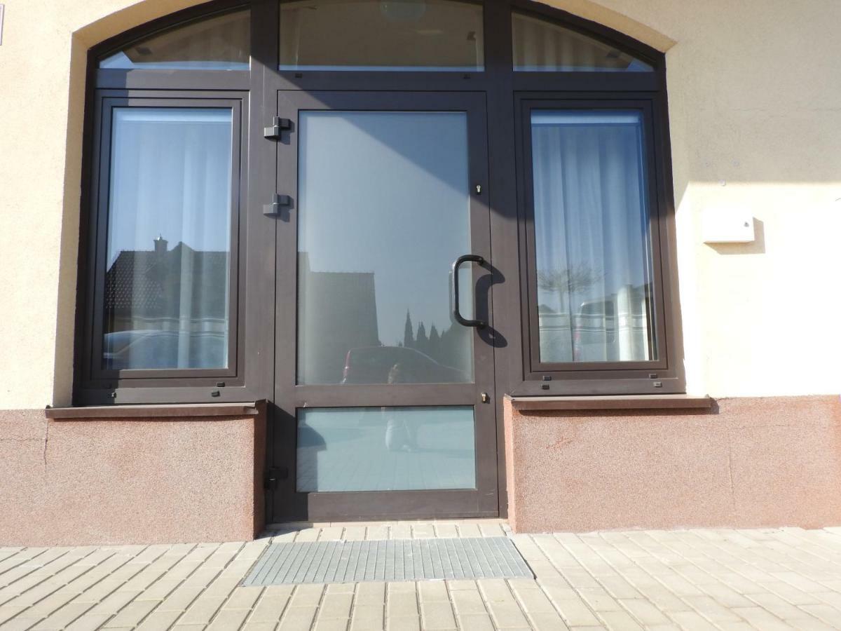 Apartament Nad Stawami Apartamento Sanok Exterior foto